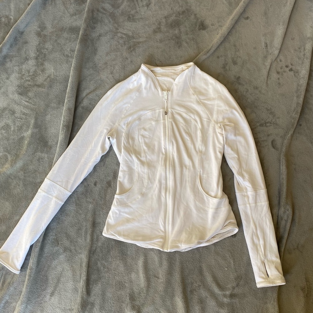 REVERSIBLE Lululemon jacket!